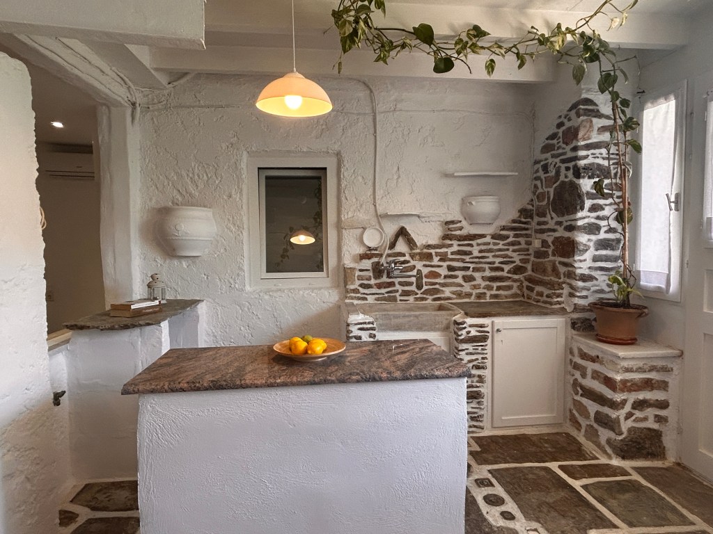 country house syros island